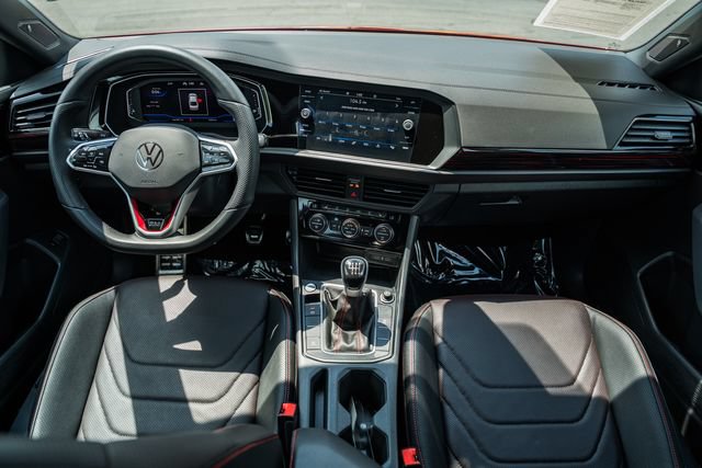 Used 2023 Volkswagen Jetta GLI Autobahn FWD image 19