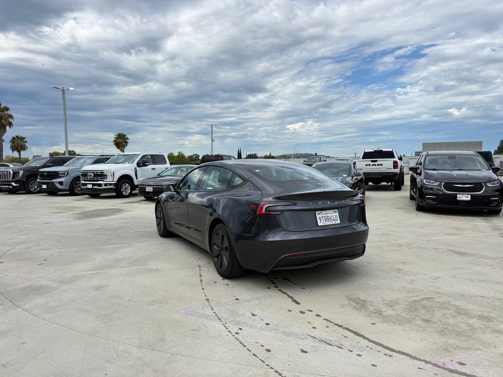Used 2025 Tesla Model 3 RWD image 2