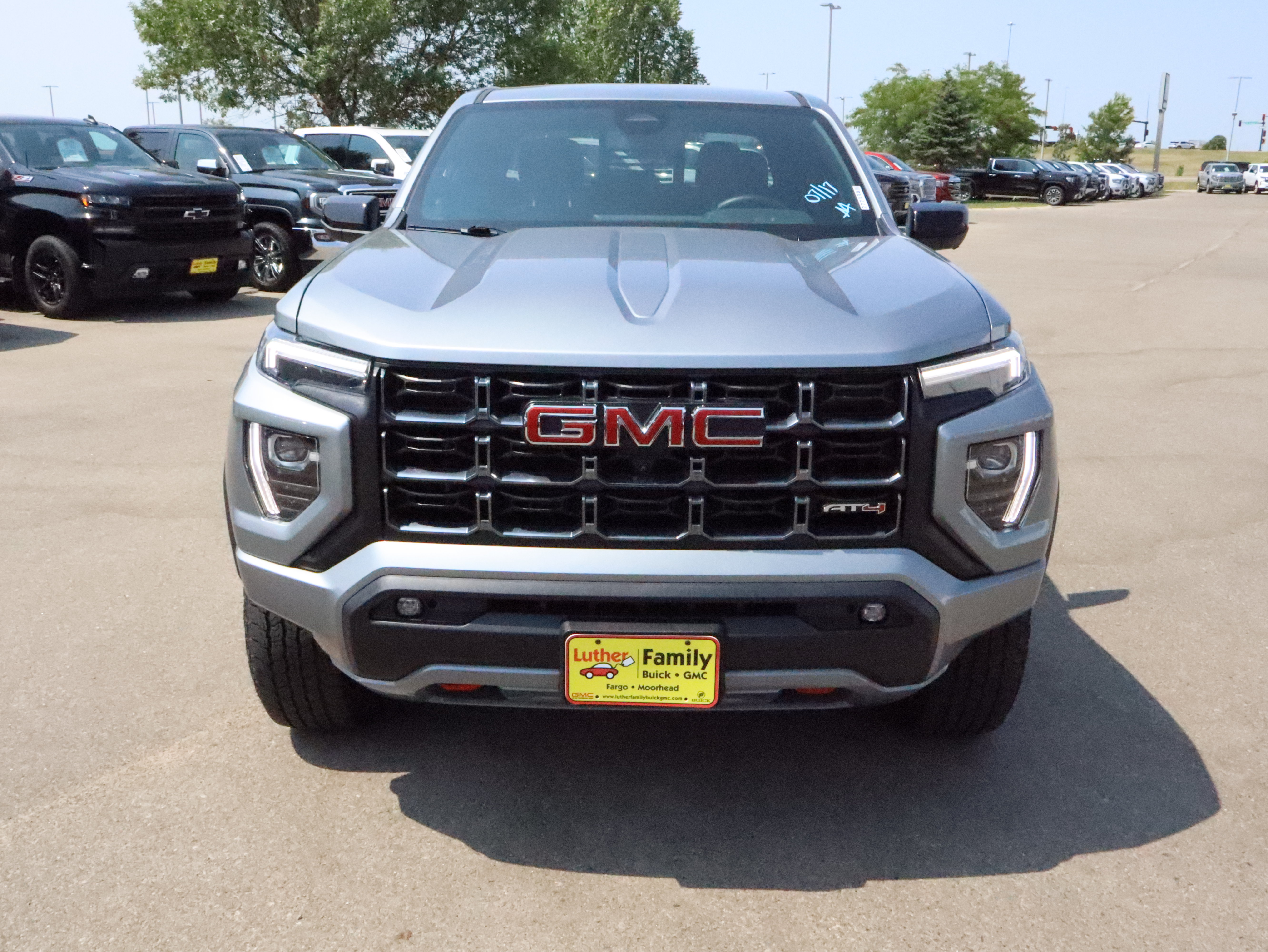 Used 2024 GMC Canyon AT4 w/ Technology Package AWD/4WD image 2