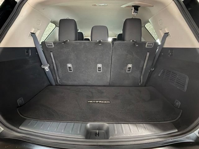 Used 2026 Nissan Pathfinder SV FWD image 15