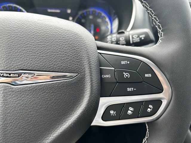 New 2026 Chrysler Pacifica Limited image 22