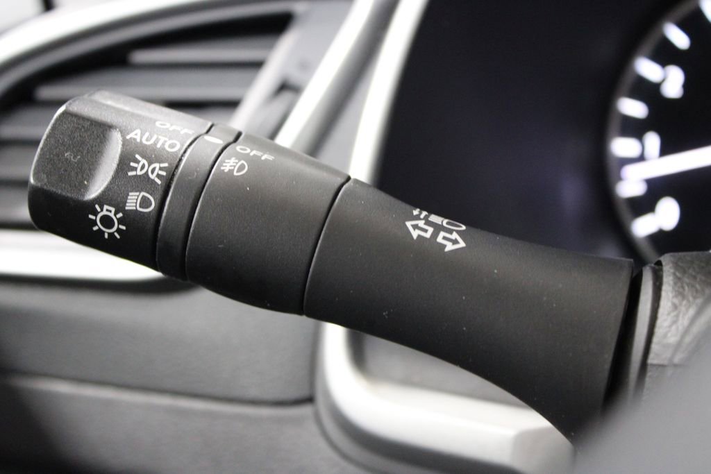 Used 2023 Nissan Murano SV image 35