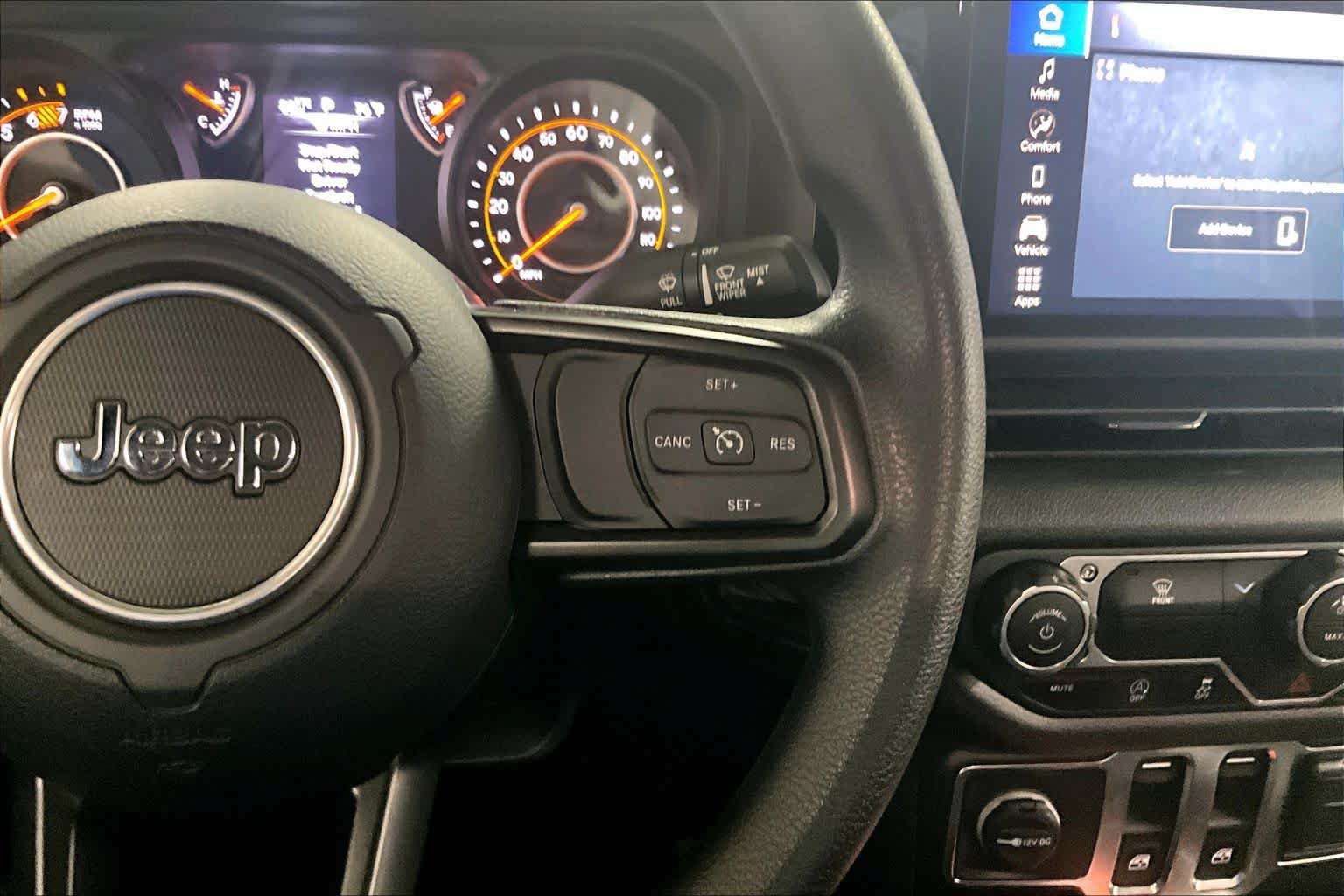 Used 2025 Jeep Wrangler Sport AWD/4WD image 25