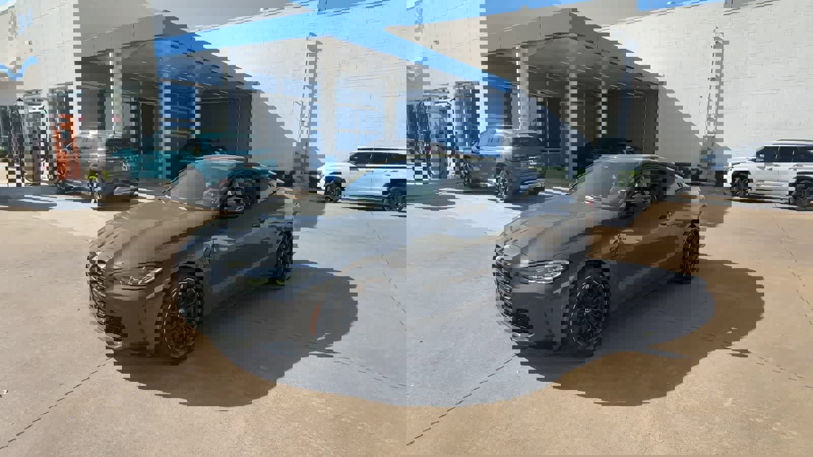 Used 2023 BMW M4 Competition w/ Executive Package image 4