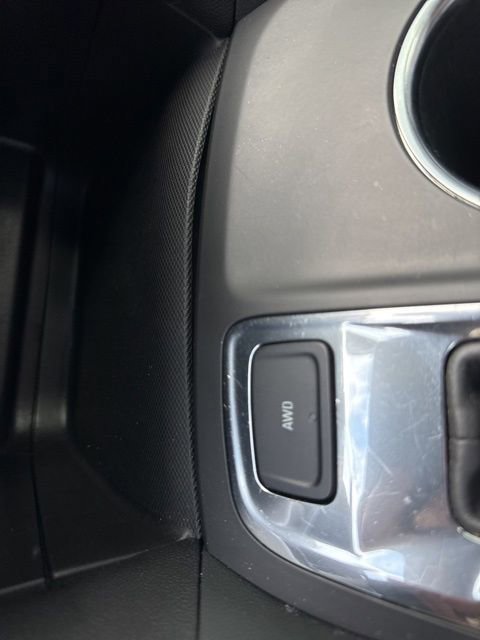 Used 2024 Chevrolet Equinox LS AWD/4WD image 36