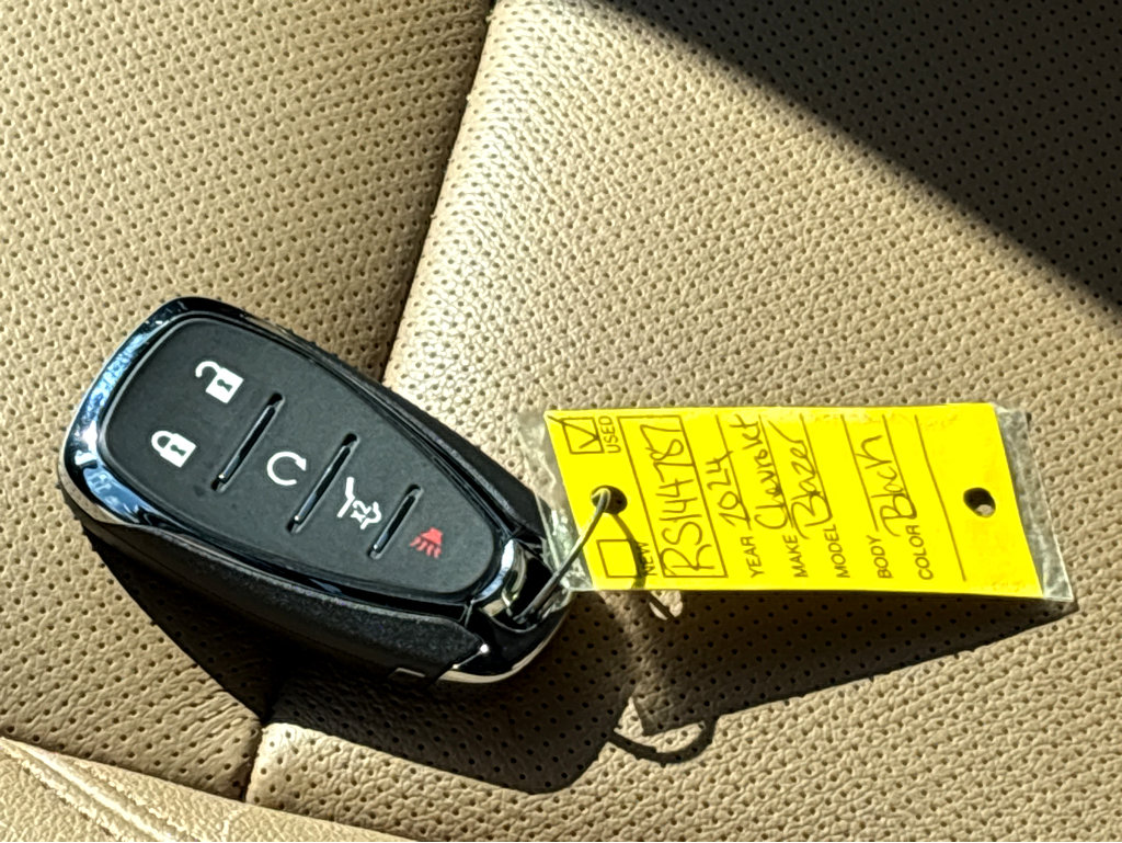 Used 2024 Chevrolet Blazer Premier w/ Driver Confidence II Package FWD image 23