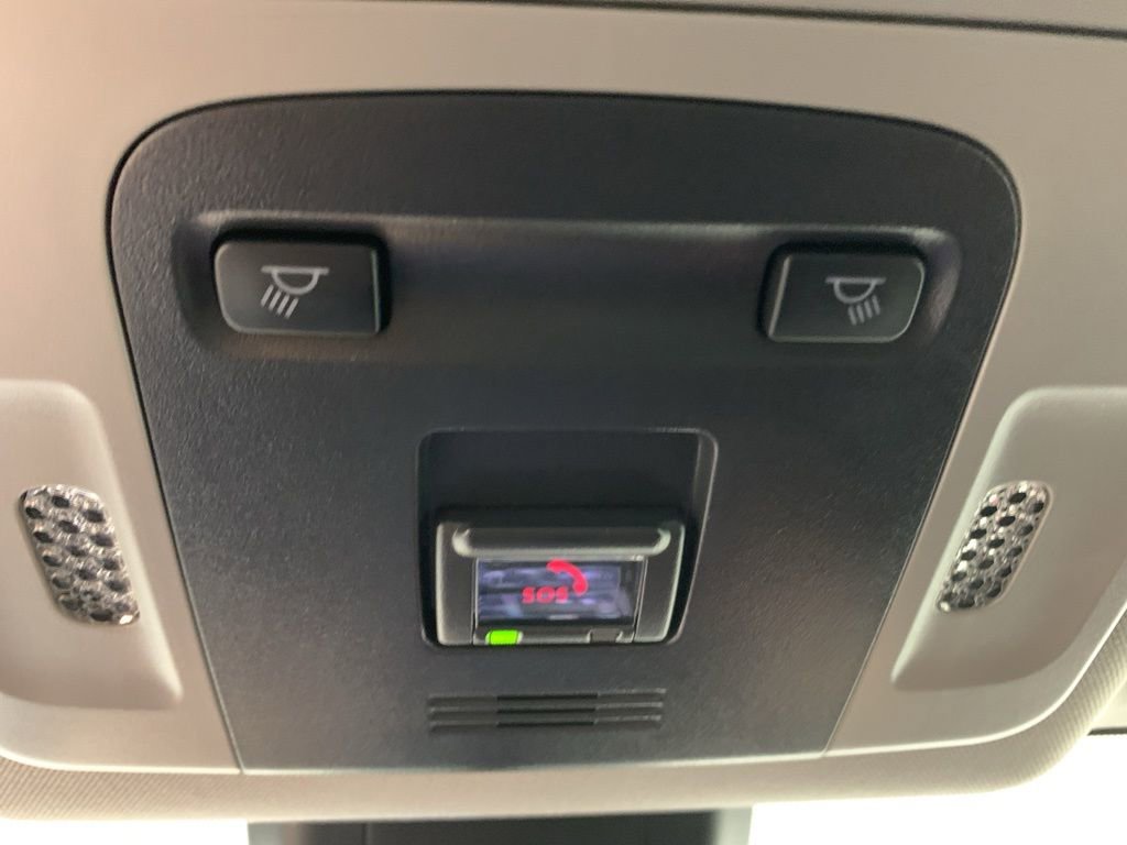 Used 2020 Toyota Camry SE image 23