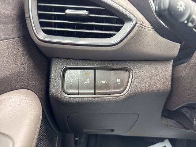 Used 2020 Hyundai Santa Fe SEL FWD image 19