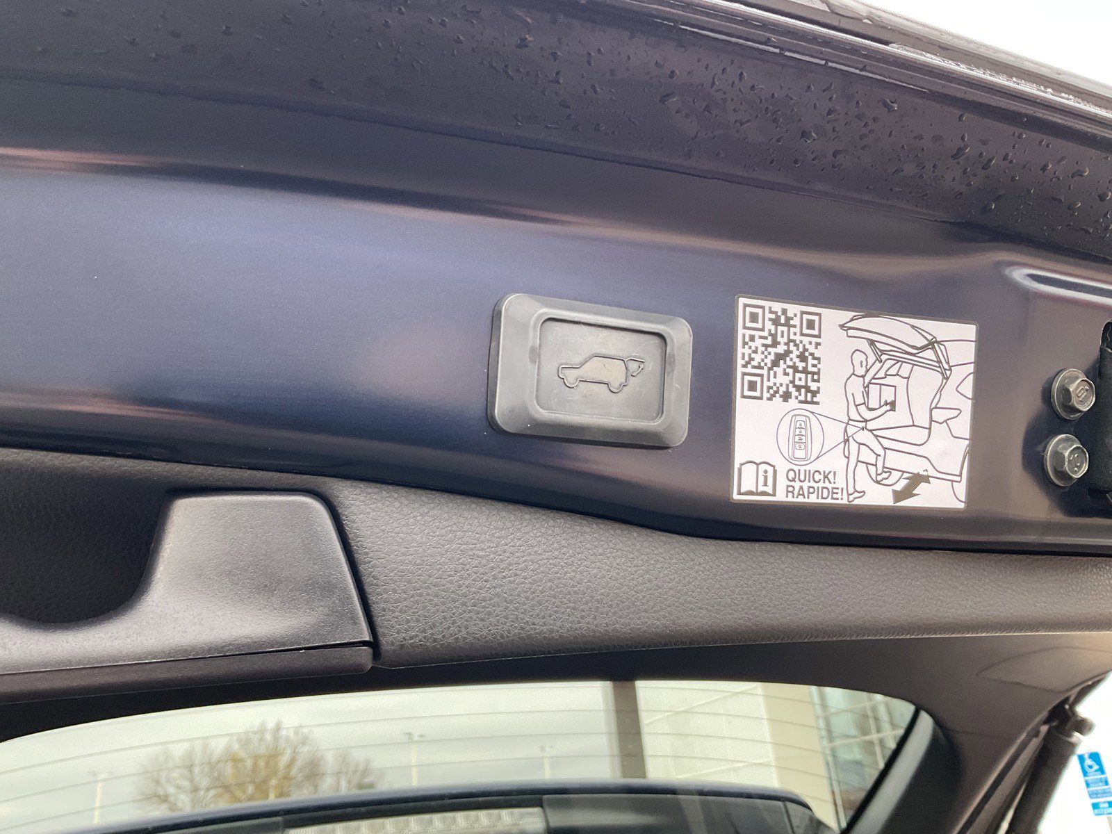 Used 2023 Toyota RAV4 Limited image 13