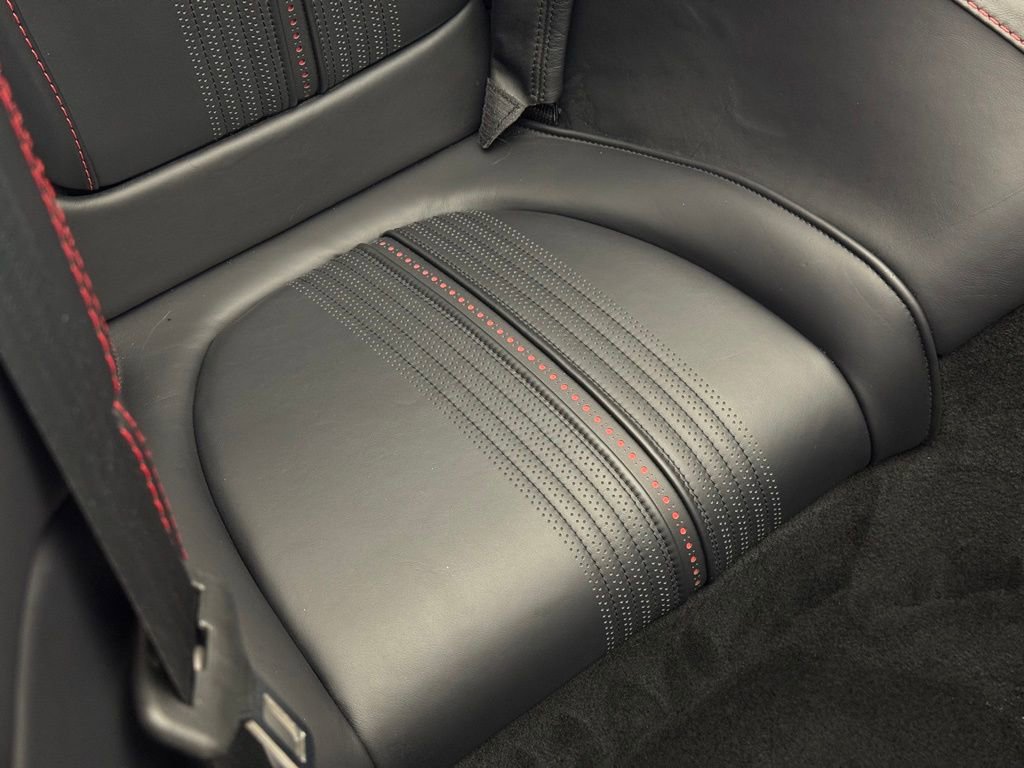 Used 2023 Aston Martin DB11 Volante image 56