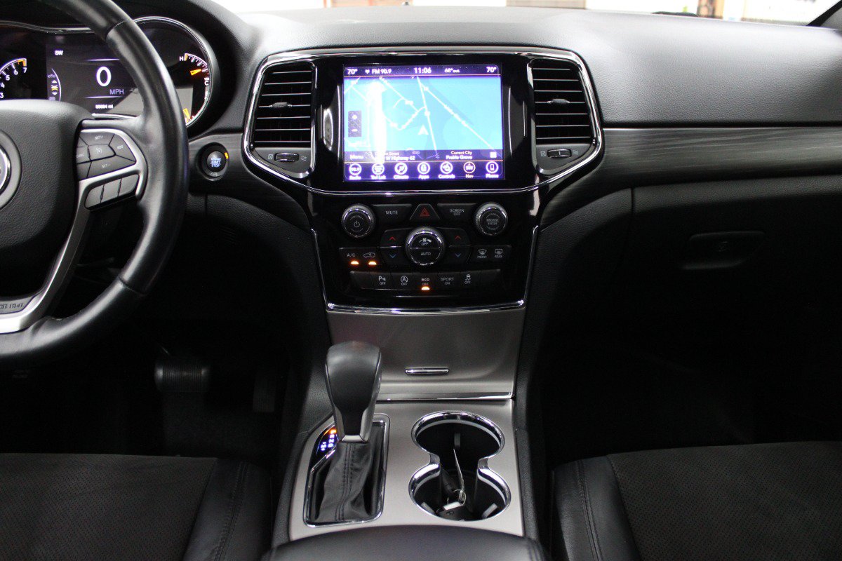 Used 2019 Jeep Grand Cherokee Altitude AWD/4WD image 22