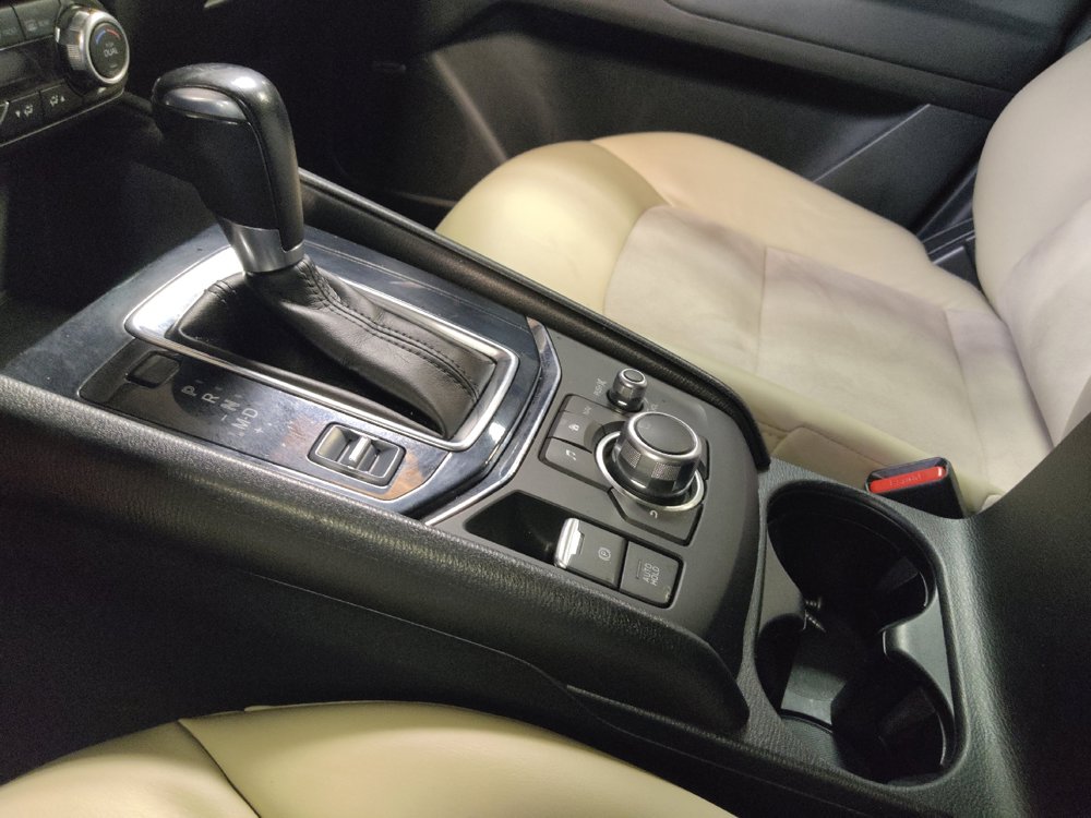 Used 2018 MAZDA CX-5 Touring w/ Preferred Equipment Package FWD image 26