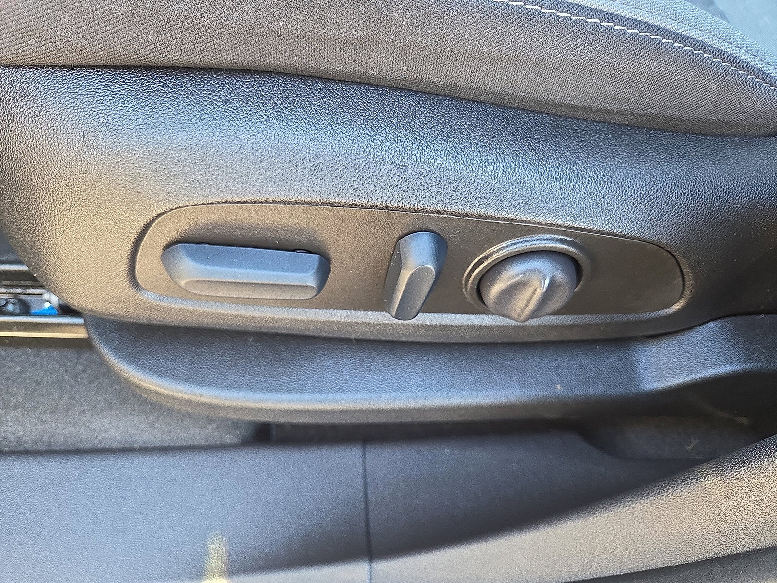 Used 2023 Chevrolet Equinox LS w/ LS Convenience Package image 33