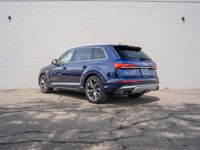 Used 2020 Audi SQ7 Premium Plus w/ S Executive Package AWD/4WD image 3