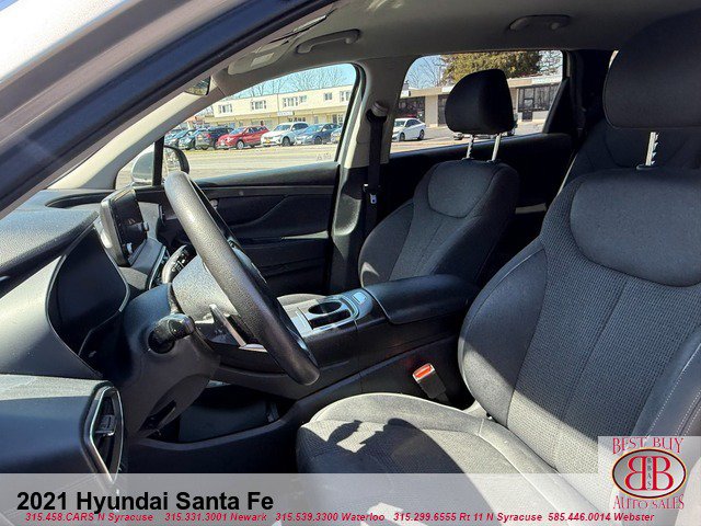 Used 2021 Hyundai Santa Fe SE w/ Cargo Package AWD/4WD image 15
