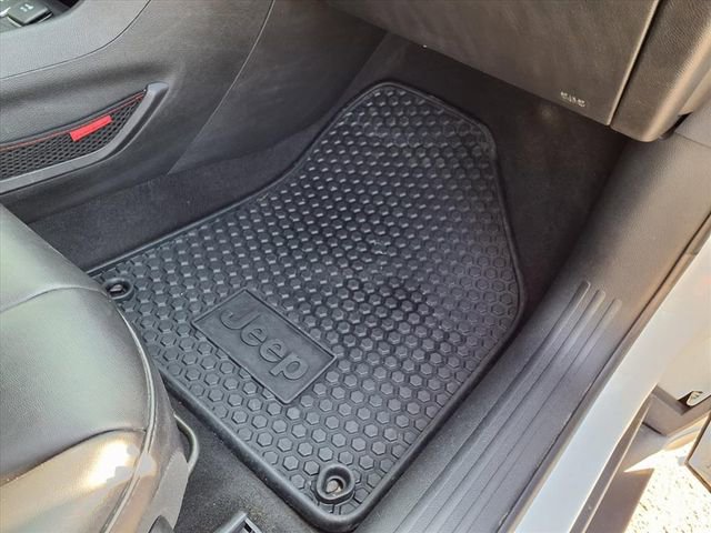 Used 2021 Jeep Cherokee Trailhawk w/ Technology Group image 83