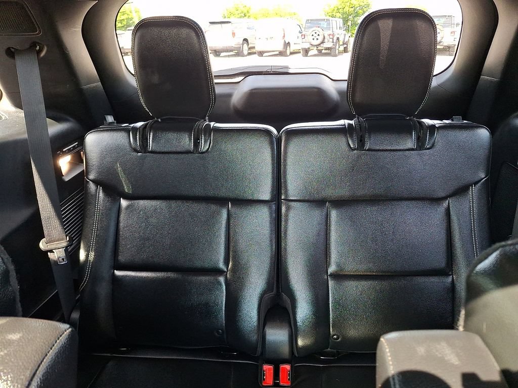 Used 2022 Ford Explorer ST w/ Equipment Group 401A AWD/4WD image 14