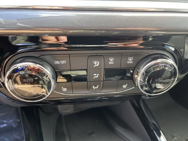 New 2026 Chevrolet Trax ACTIV w/ Sunroof Package FWD image 18
