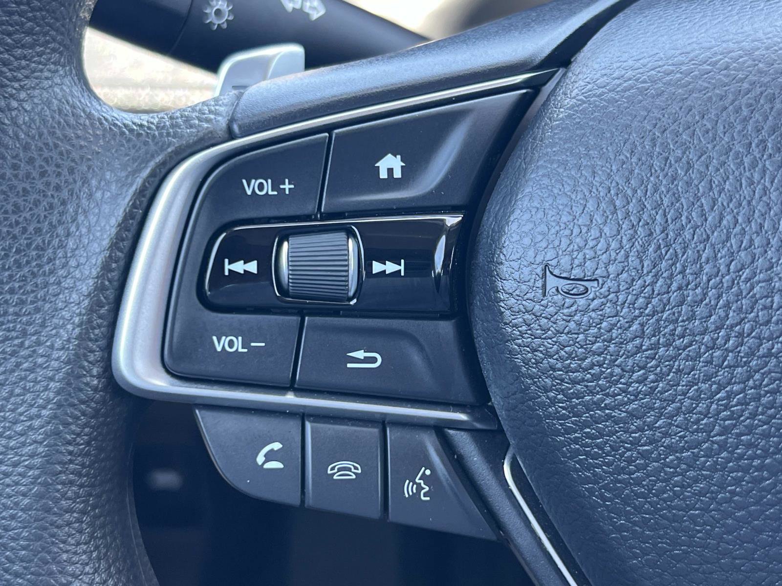 Used 2022 Honda Insight EX image 9