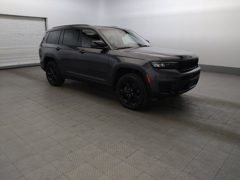 Used 2023 Jeep Grand Cherokee L Laredo AWD/4WD image 11