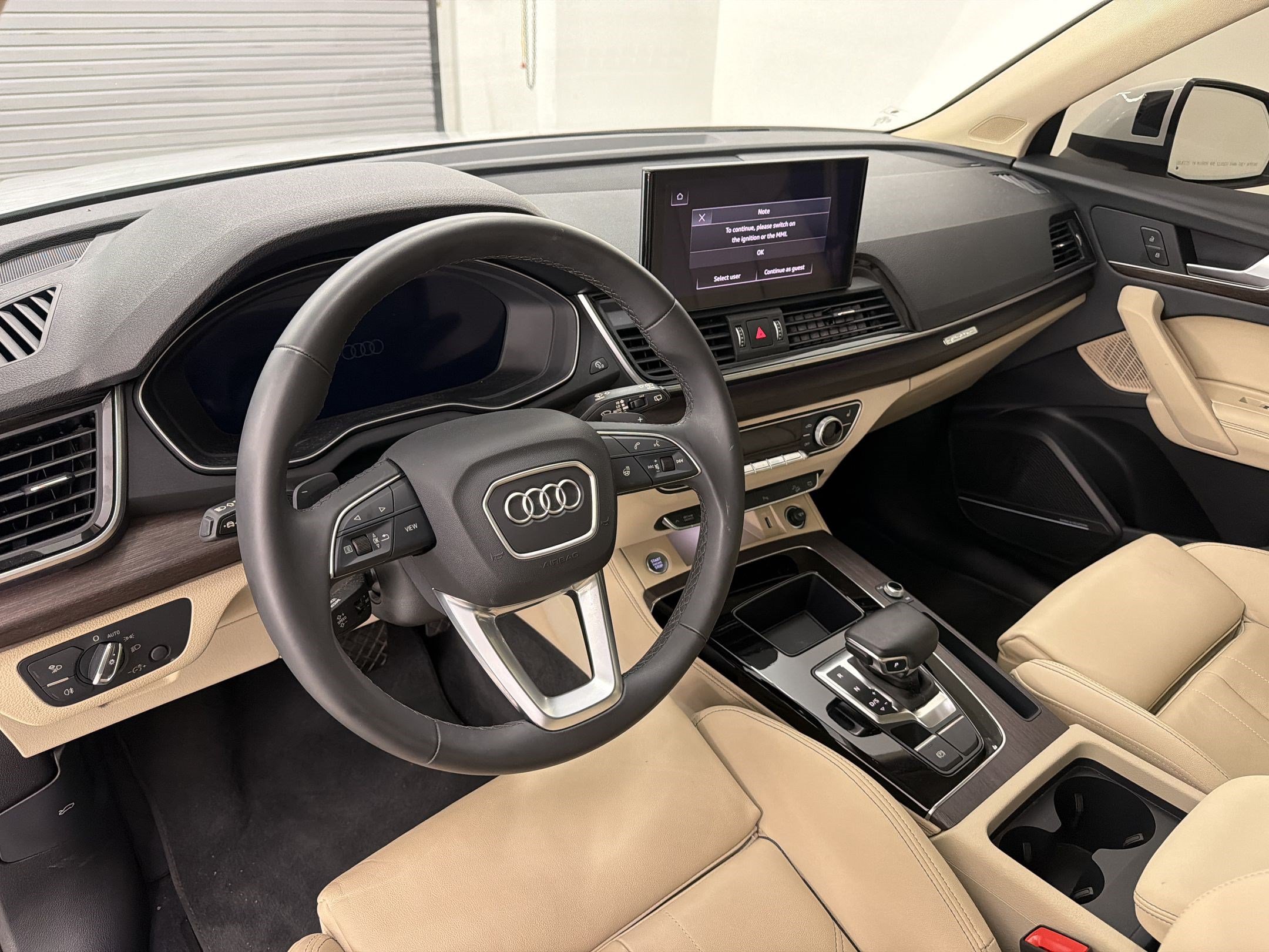 Used 2025 Audi Q5 2.0T Premium Plus w/ Premium Plus Package AWD/4WD image 4