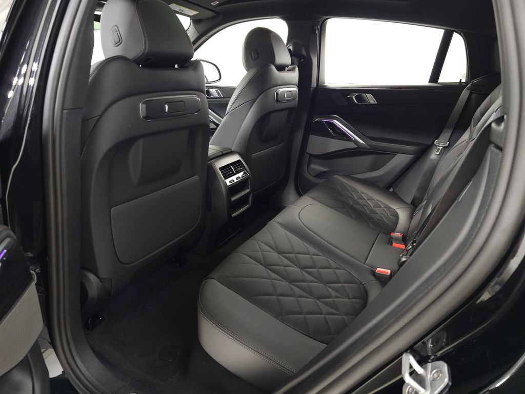 Used 2026 BMW X6 xDrive40i w/ Premium Package AWD/4WD image 39