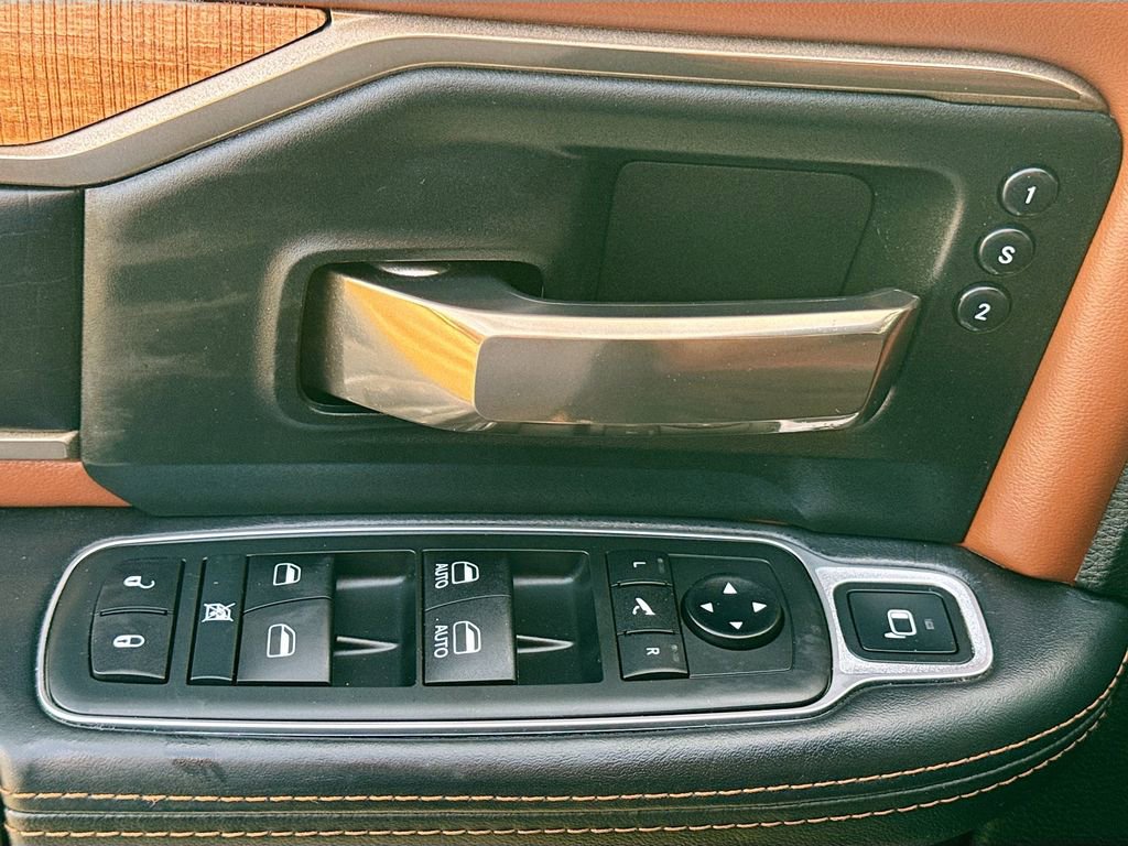 Used 2020 RAM 3500 Limited image 19