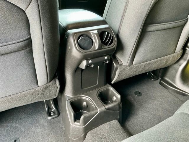 Used 2024 Jeep Wrangler Sport S image 11