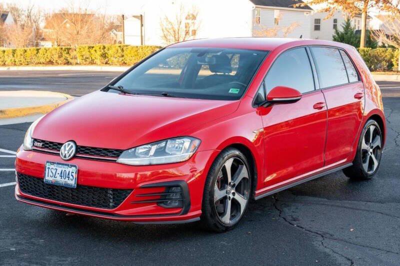 Used 2019 Volkswagen Golf 4-Door image 1