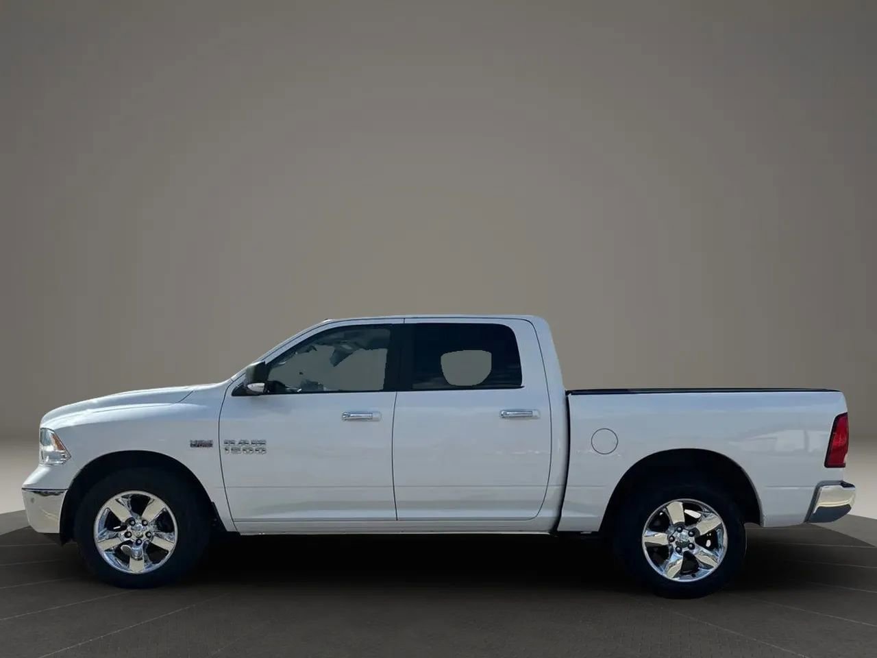 Used 2017 RAM 1500 Big Horn image 2