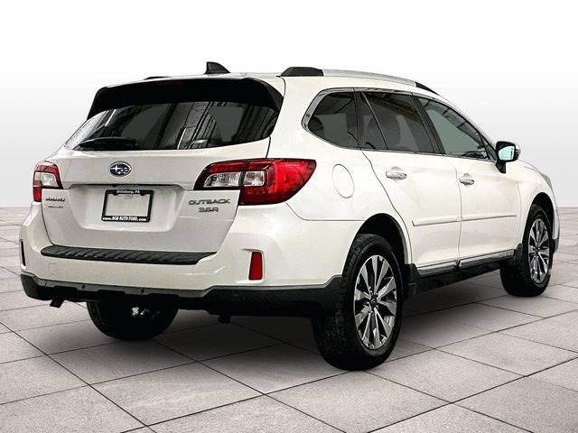 Used 2017 Subaru Outback 3.6R Touring AWD/4WD image 12