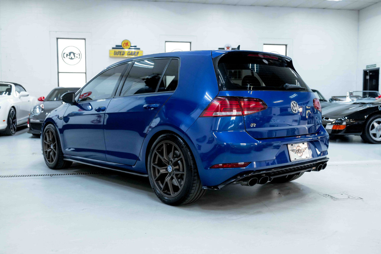 Used 2018 Volkswagen Golf R DCS and Navigation 7A image 9