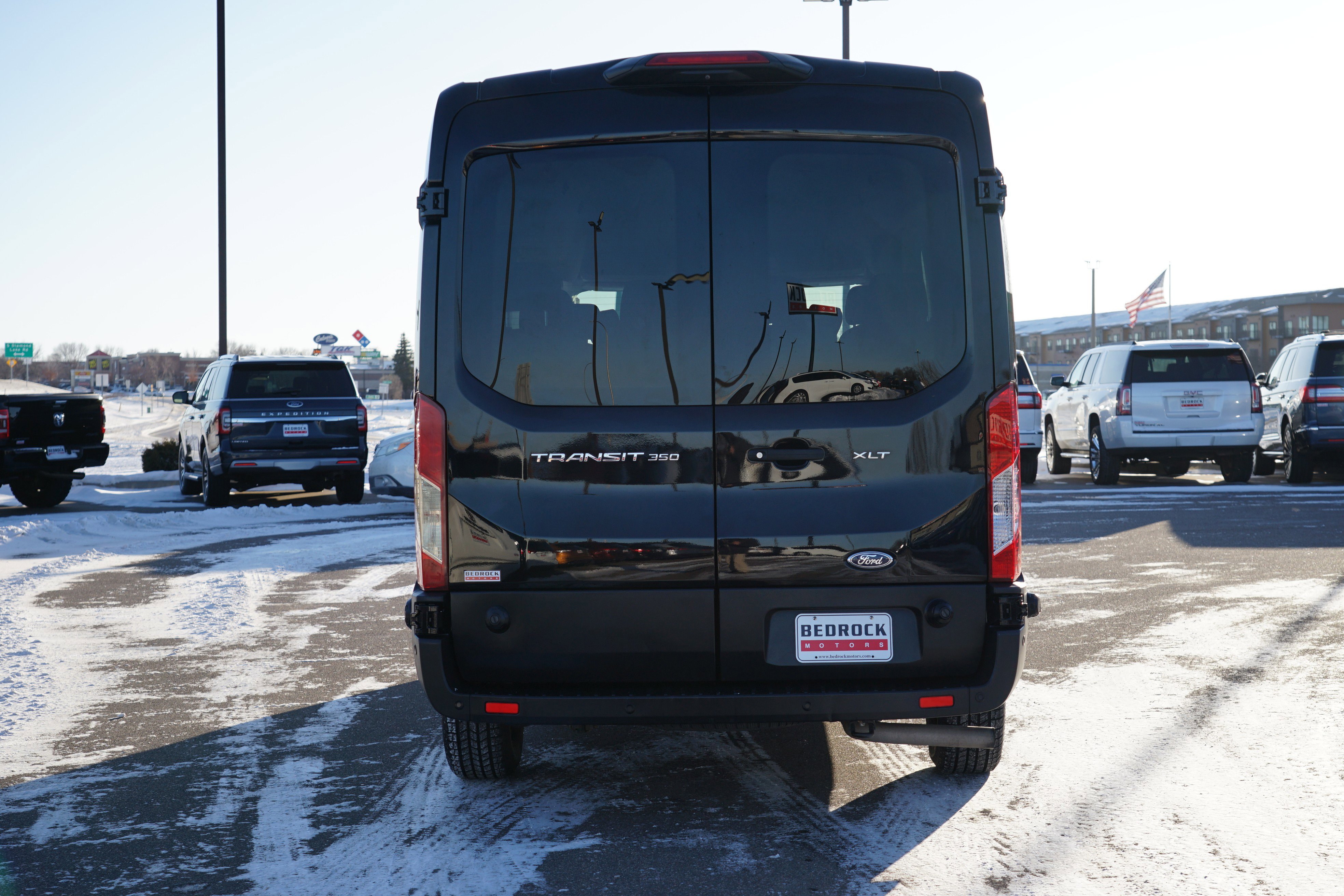Used 2020 Ford Transit 350 XLT image 4