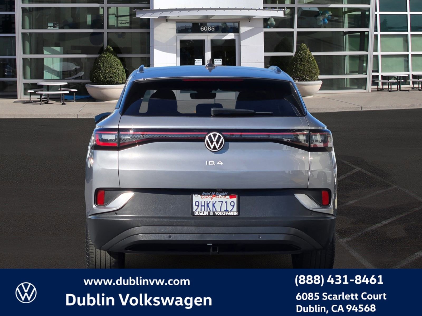 Used 2023 Volkswagen ID.4 Pro image 5