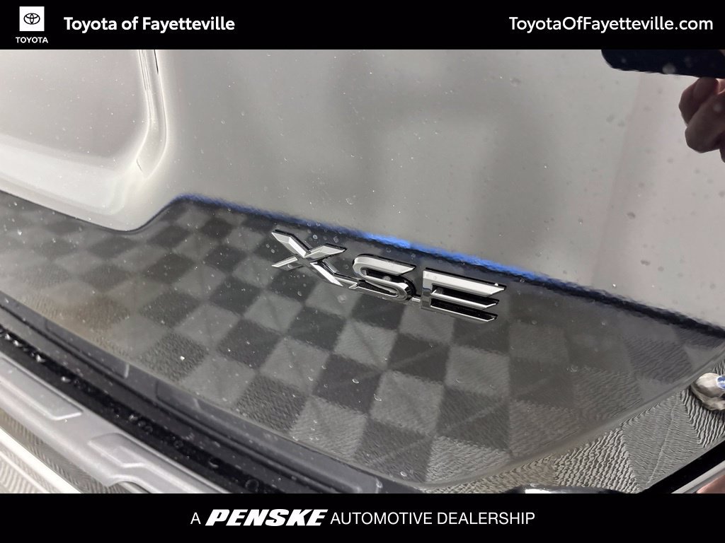 New 2026 Toyota RAV4 XSE w/ Weather Package AWD/4WD image 5