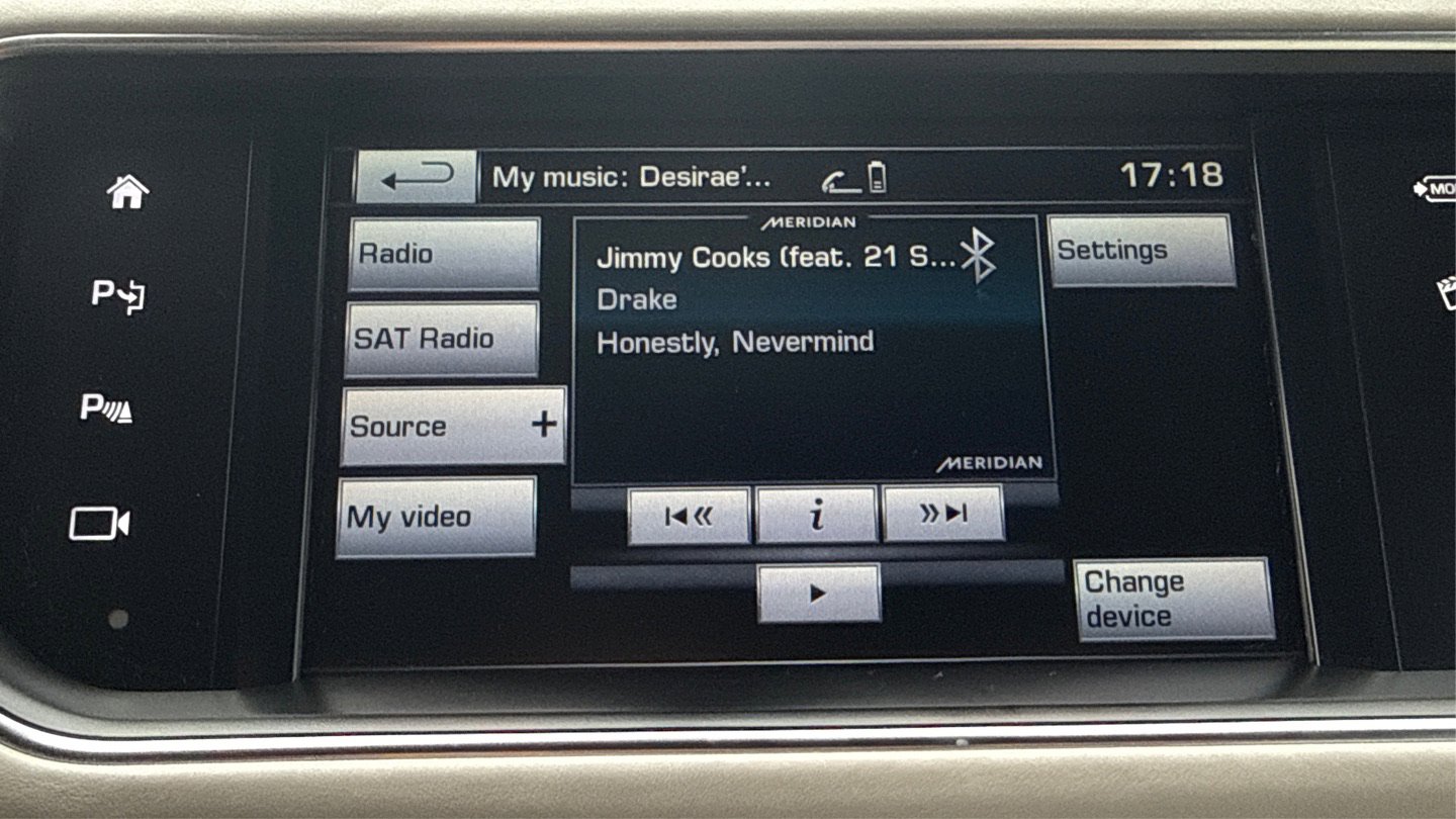 Used 2016 Land Rover Range Rover HSE image 36