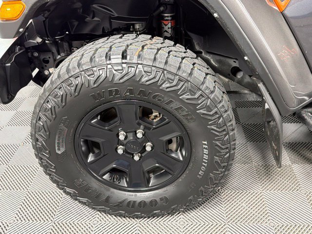 Used 2021 Jeep Gladiator Mojave AWD/4WD image 15