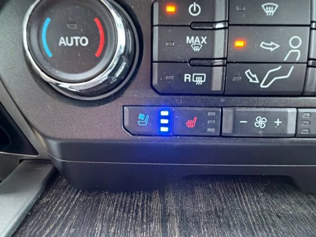 Used 2020 Ford F350 Lariat w/ Chrome Package AWD/4WD image 46