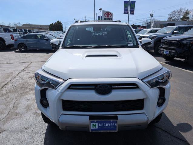 Certified 2023 Toyota 4Runner TRD Off-Road Premium w/ Off Road Premium Plus Package AWD/4WD image 11