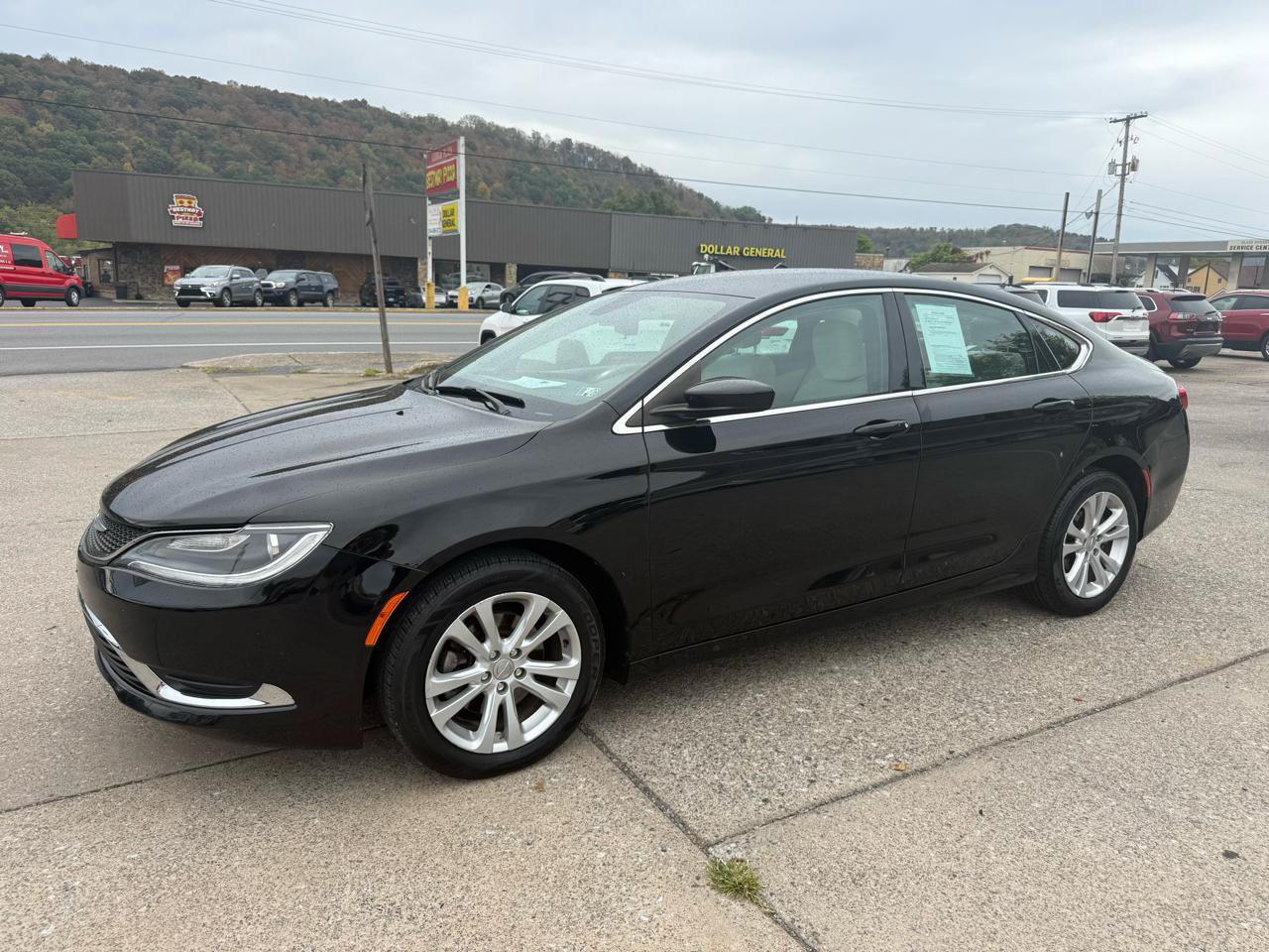 Used 2015 Chrysler 200 Limited FWD image 7