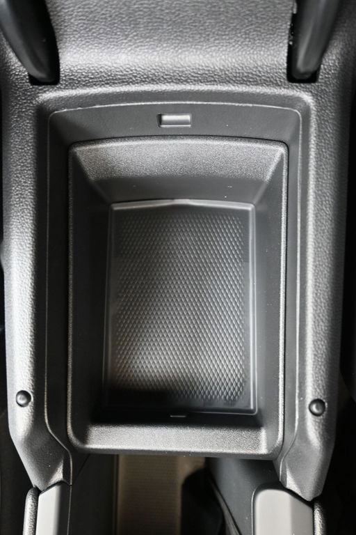 New 2026 Volkswagen Tiguan SE R-Line image 35