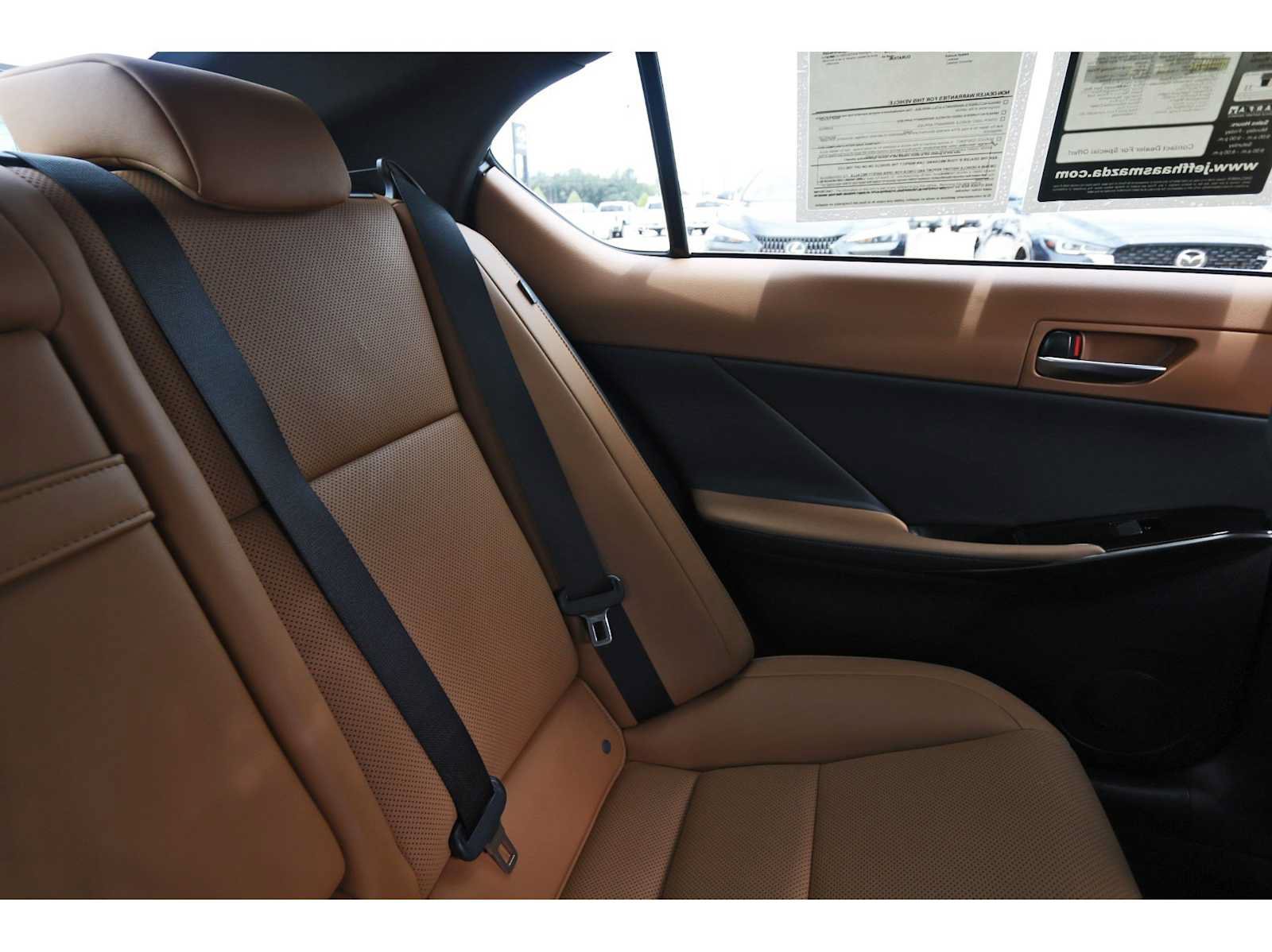 Used 2024 Lexus IS 300 w/ Comfort Package RWD image 10