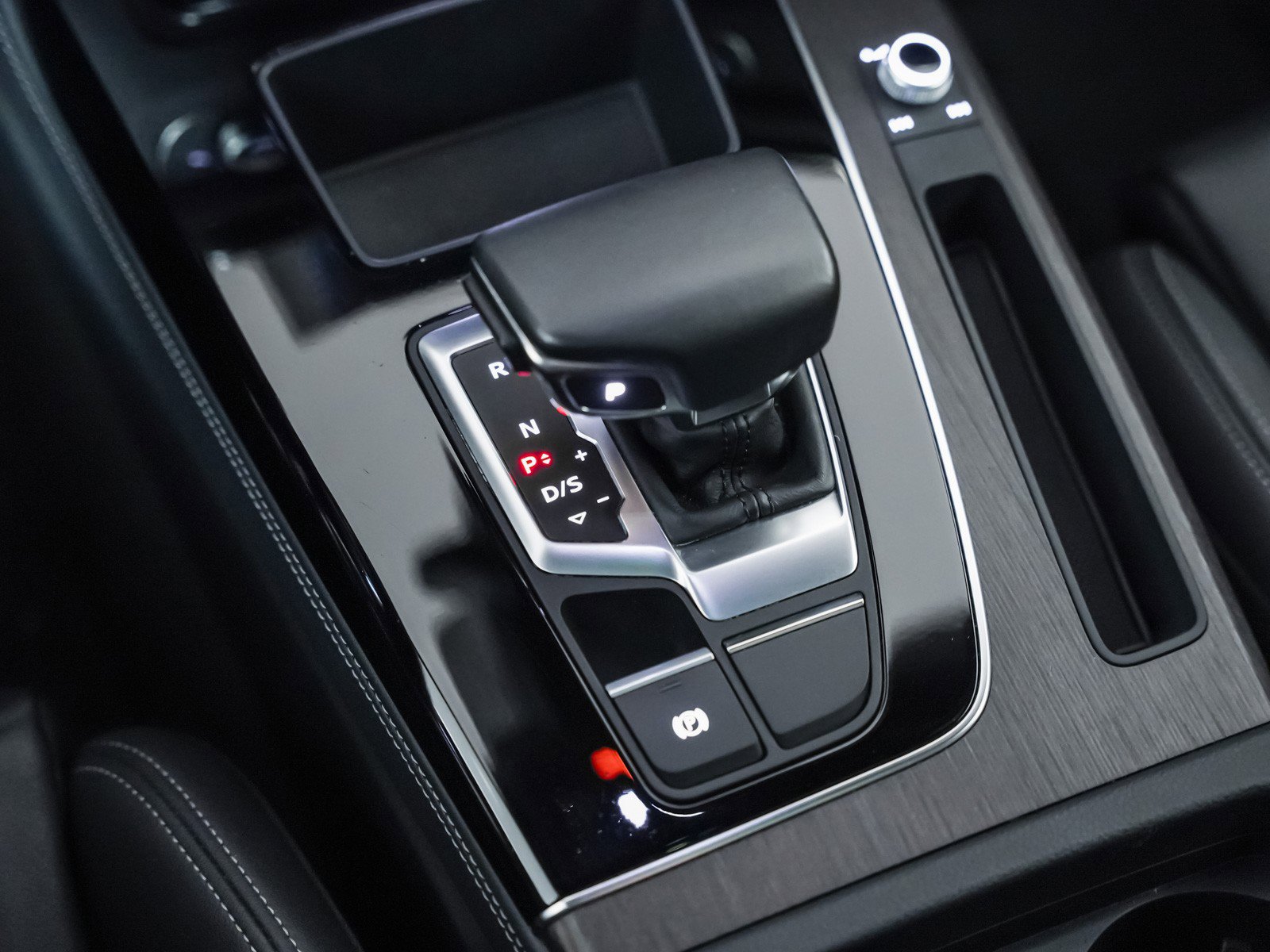 Certified 2023 Audi Q5 2.0T Premium Plus w/ Premium Plus Package image 19