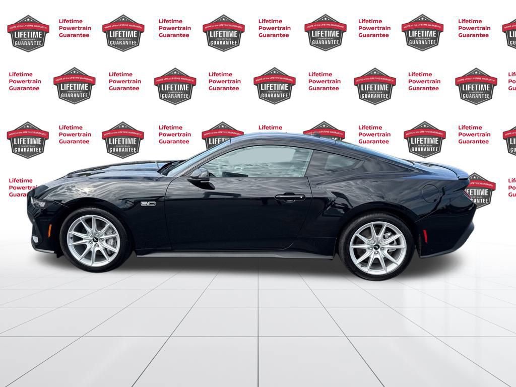 Used 2025 Ford Mustang GT Premium image 8