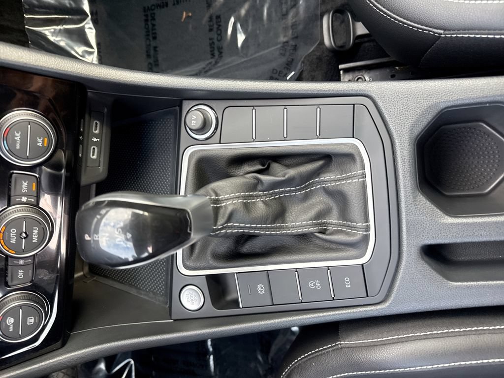 Used 2023 Volkswagen Jetta SE FWD image 21