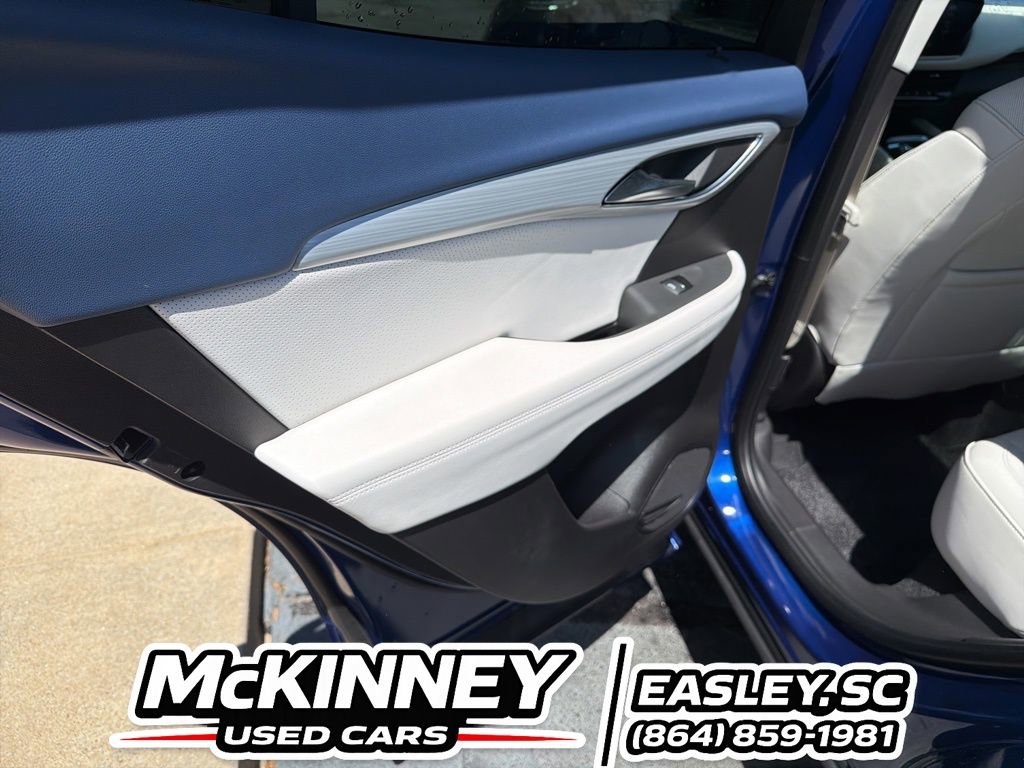 Used 2024 Buick Envision Avenir AWD/4WD image 41