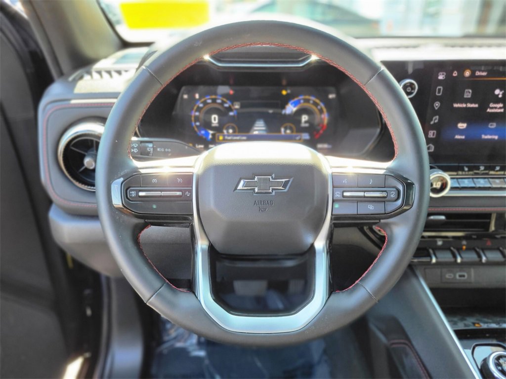 Used 2024 Chevrolet Colorado Z71 w/ Z71 Convenience Package 2 image 25