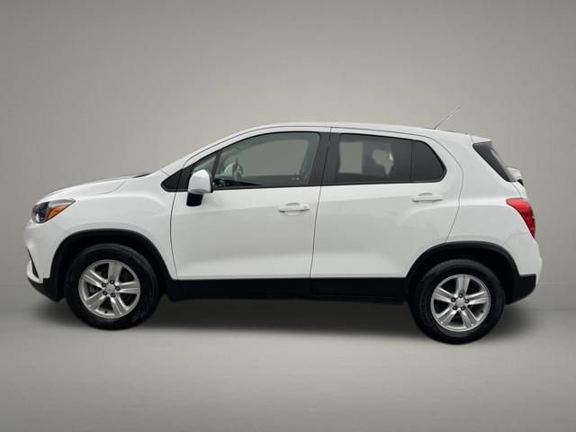 Used 2020 Chevrolet Trax LS w/ Tint and Cruise Package FWD image 2