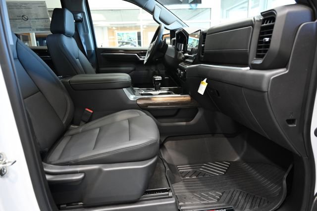 New 2026 Chevrolet Silverado 1500 LT Trail Boss w/ LT Trail Boss Premium Package AWD/4WD image 11