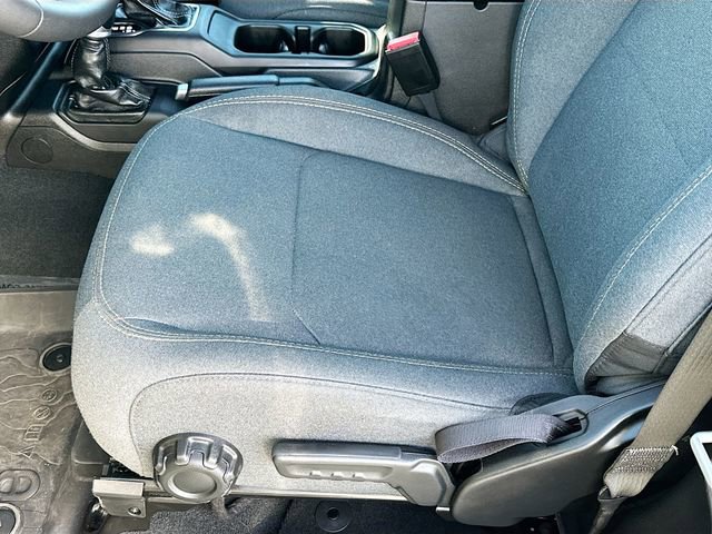 Used 2024 Jeep Wrangler Sport S AWD/4WD image 18